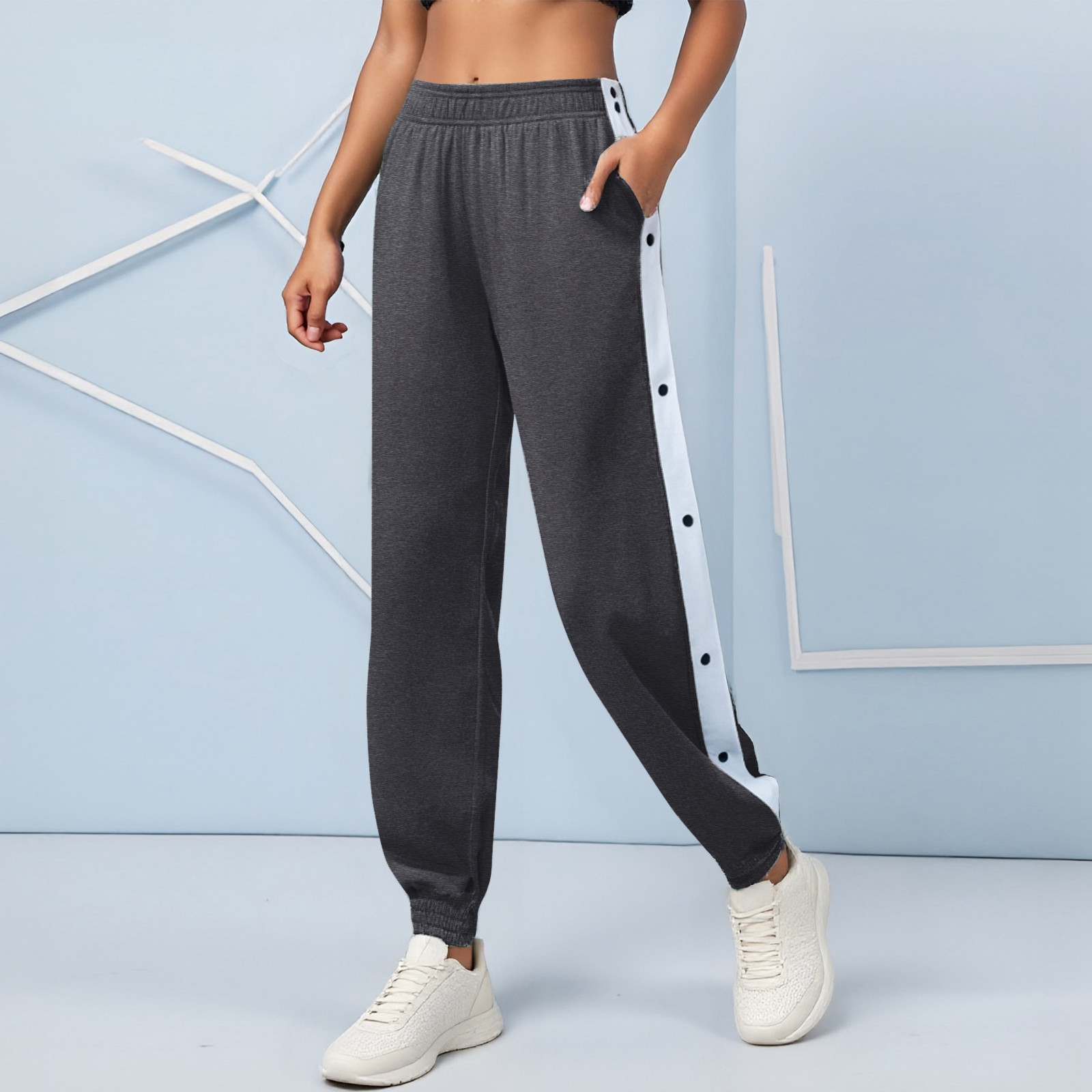 thumbnail image 2 of Pantalones deportivos casuales con botones y puños para mujer: pierna ancha, cordón ajustable, tejido suave y transpirable. Tallas: S-XL., 2 of 8